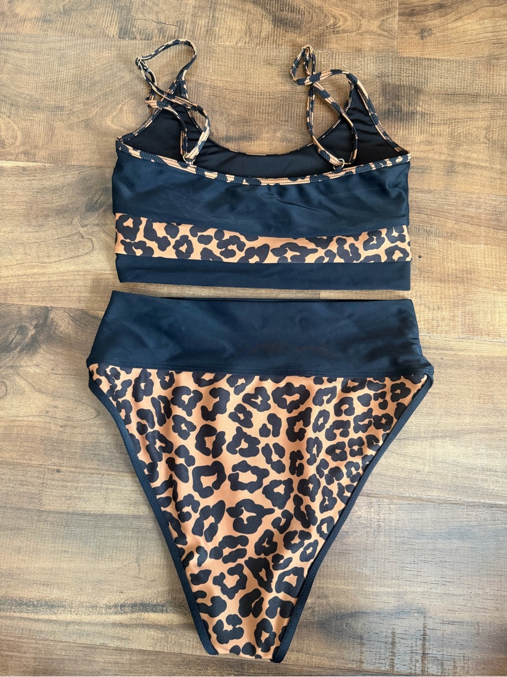 Beach Riot Bikini - Picture 2 of 3